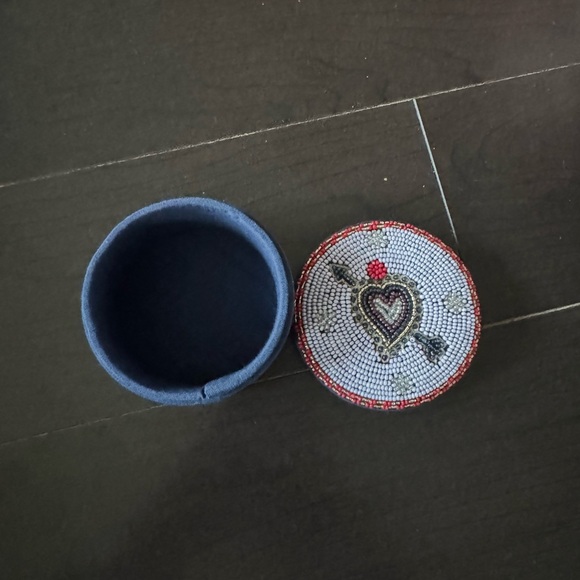 NWT Anthropologie Fortune Beaded Lidded Jewelry Box - Picture 6 of 6
